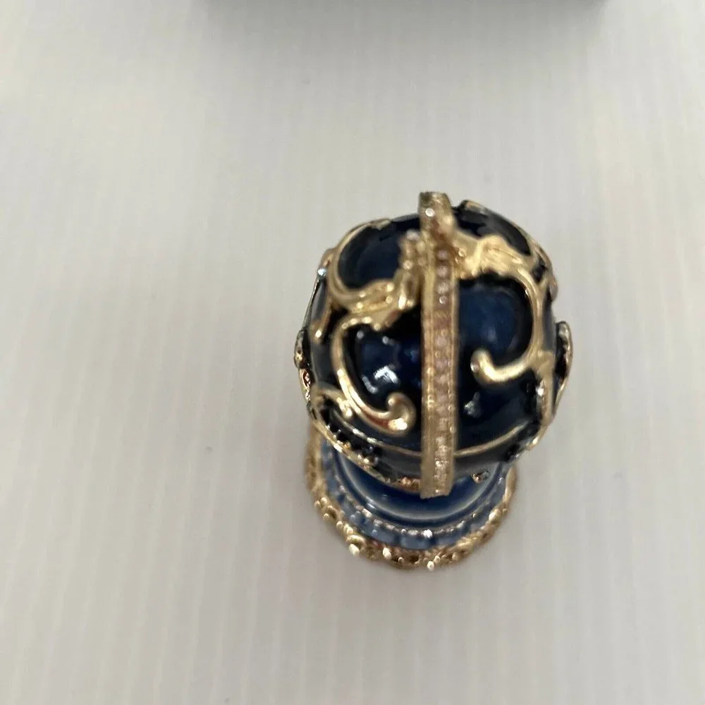 Sorelle Trinket Box Hinged Enameled Rhinestones Globe Original Lined Box - Picture 4 of 8